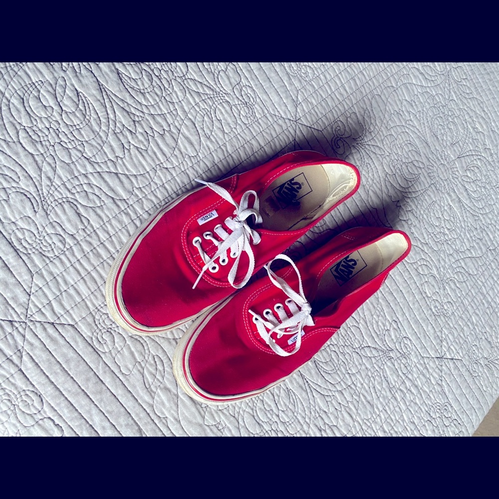 Vans authentic red